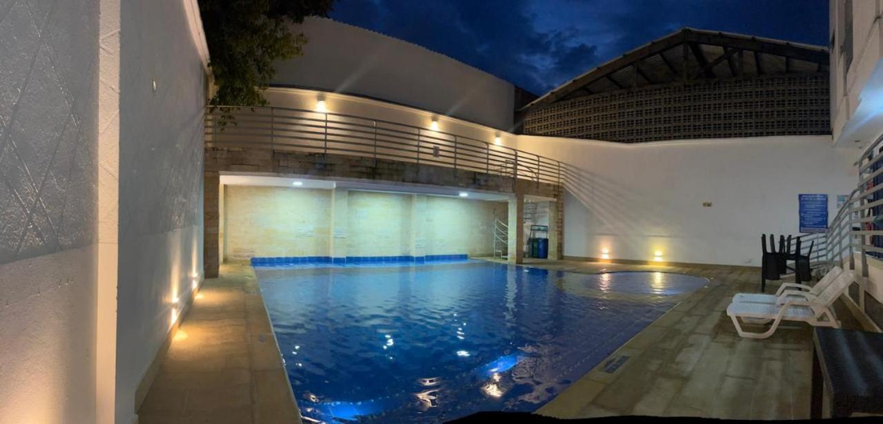 Kalina Hotel Жирардо Екстер'єр фото