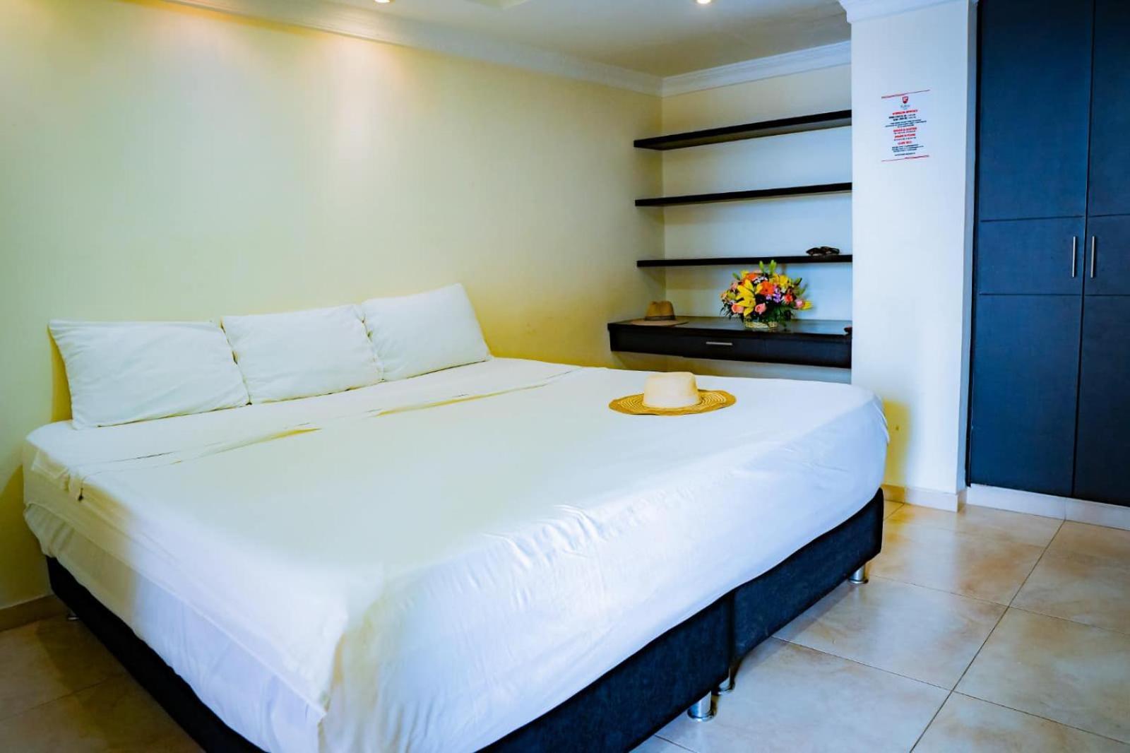 Kalina Hotel Жирардо Екстер'єр фото